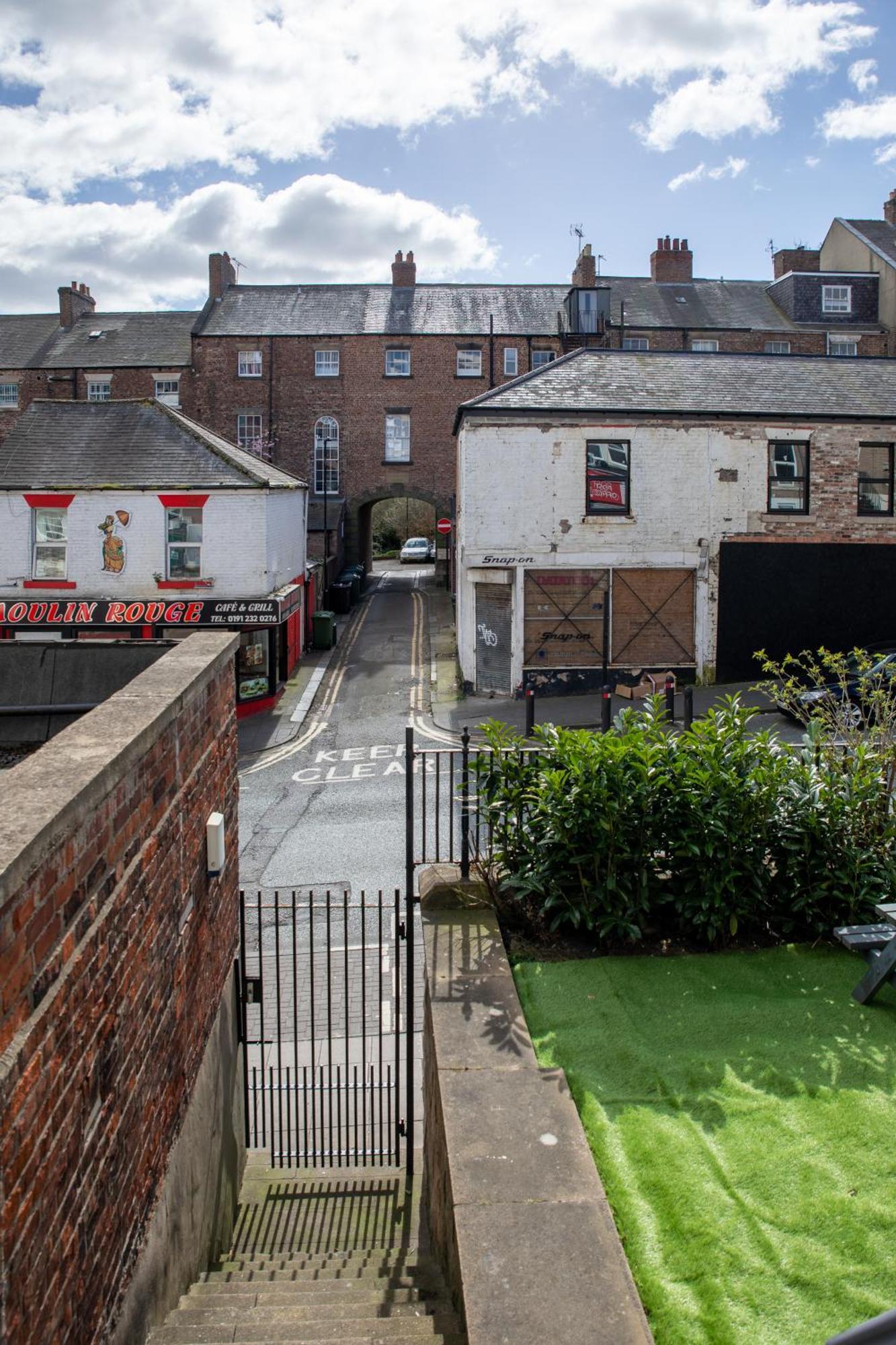 Newcastle City Centre Super Spacious Town House Free Parking And Wi-Fi Exterior foto
