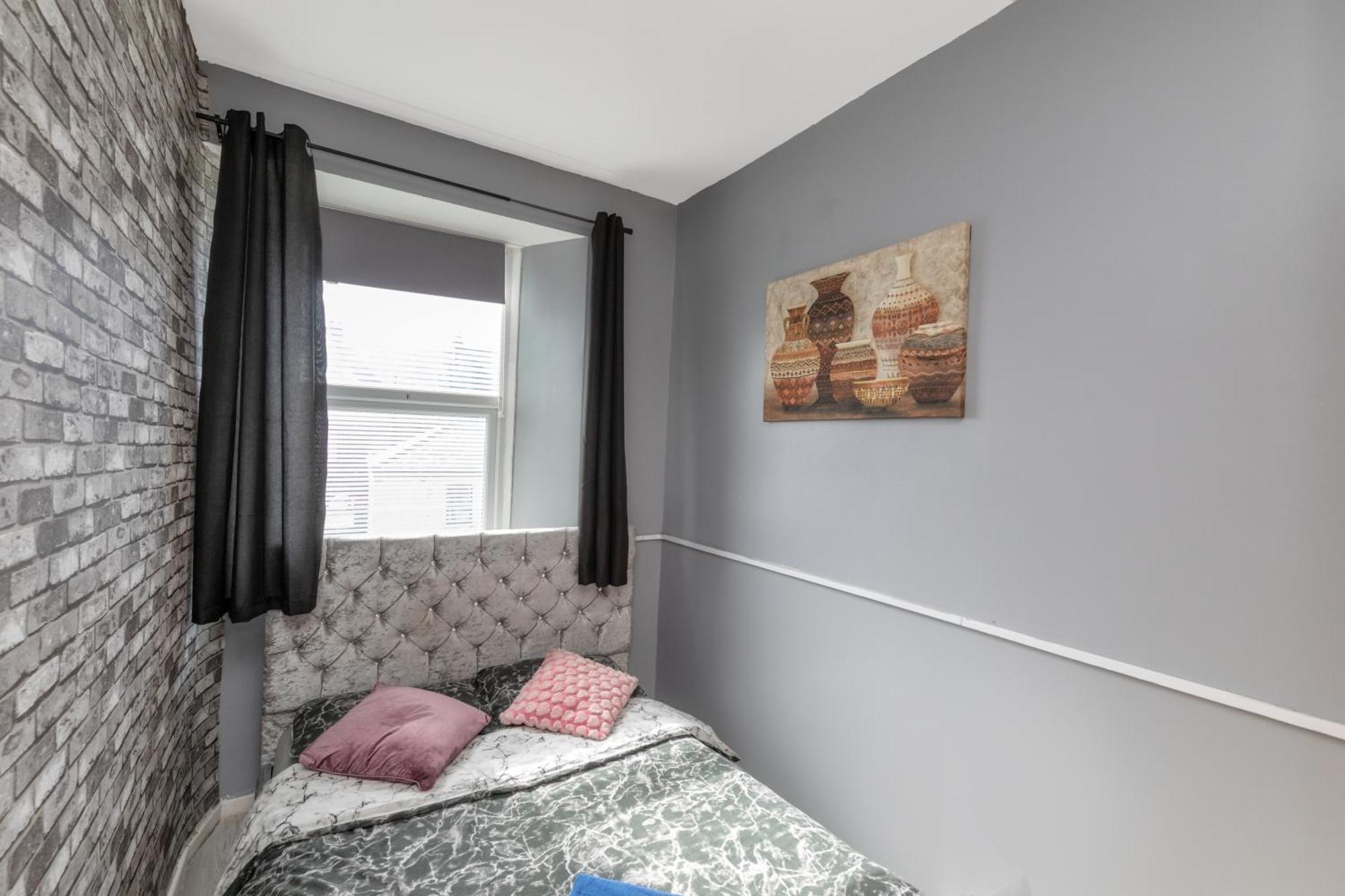 Newcastle City Centre Super Spacious Town House Free Parking And Wi-Fi Exterior foto